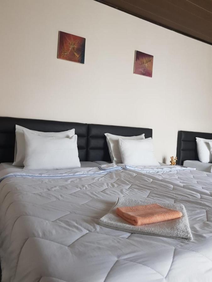 Villa Amsterdam Ohrid Bagian luar foto