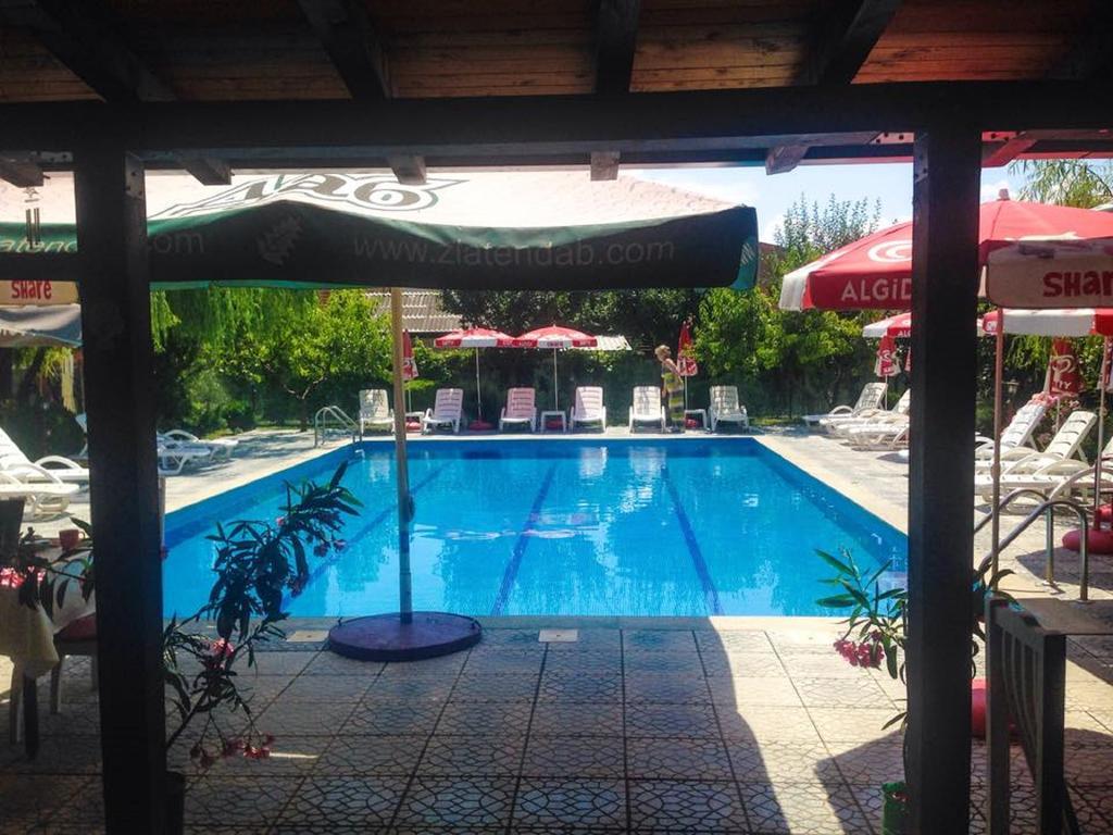 Villa Amsterdam Ohrid Bagian luar foto